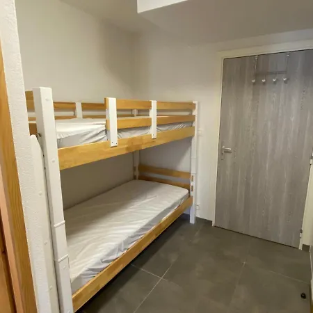 شقة Contemporain Et Lumineux Avec Parking, Animaux Admis - Fr-1-693-84