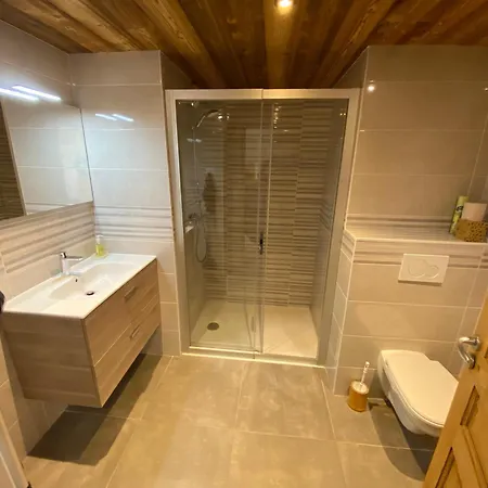 Contemporain Et Lumineux Avec Parking, Animaux Admis - Fr-1-693-84 شاتيل