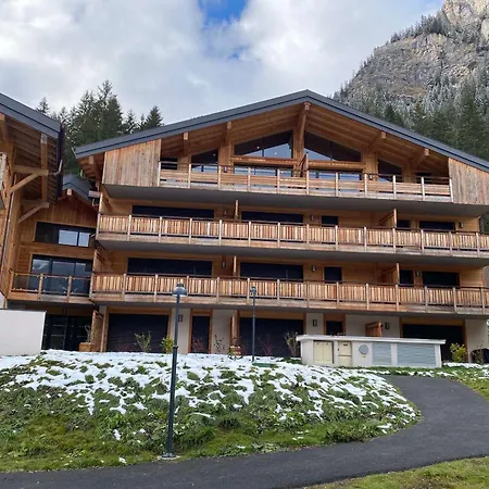 شقة Contemporain Et Lumineux Avec Parking, Animaux Admis - Fr-1-693-84 شاتيل